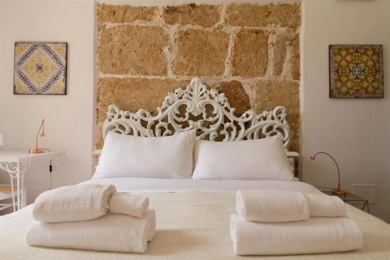 Bed and Breakfast Intalloi à Noto
