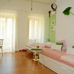 Mia's Noto